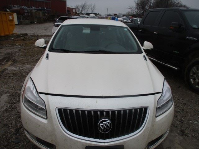 Driver Left Corner/Park Light Fog-driving Fits 11-13 REGAL 1619810