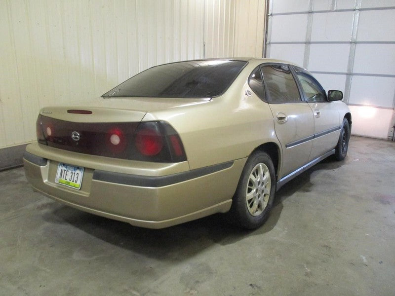 IMPALA    2000 Front Door Trim Panel 2045640
