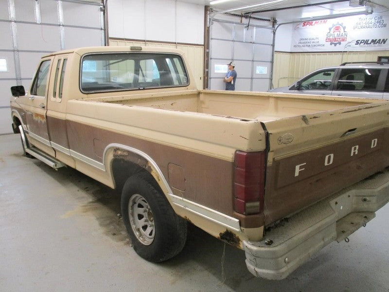 F150      1986 Seat Rear 2021318